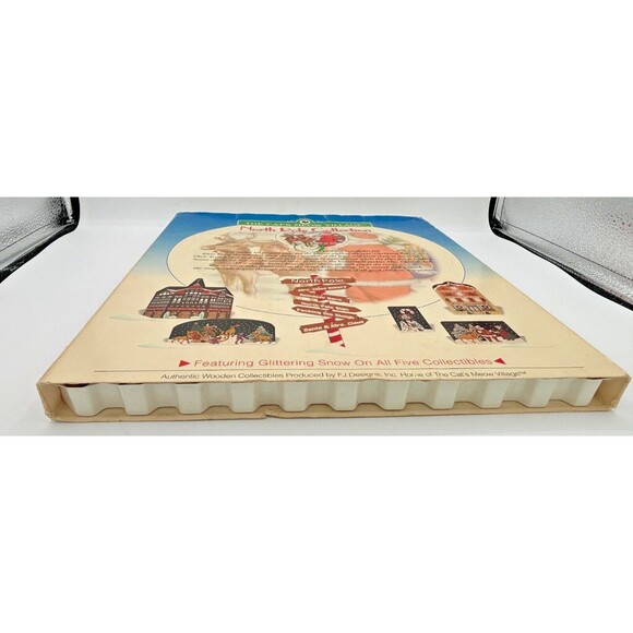 The Cats Meow Village North Pole Collection Wooden Shelf Sitter Complete Set - Picture 3 of 16